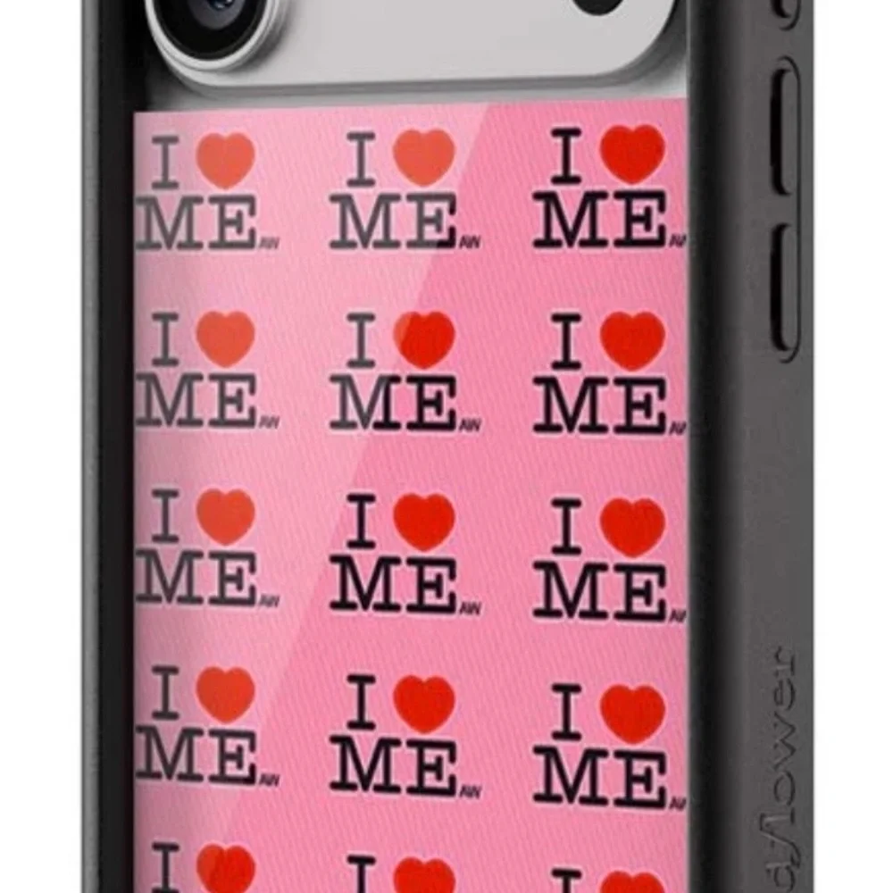 NWT Wildflower I ❤️ ME 17 Pro Case